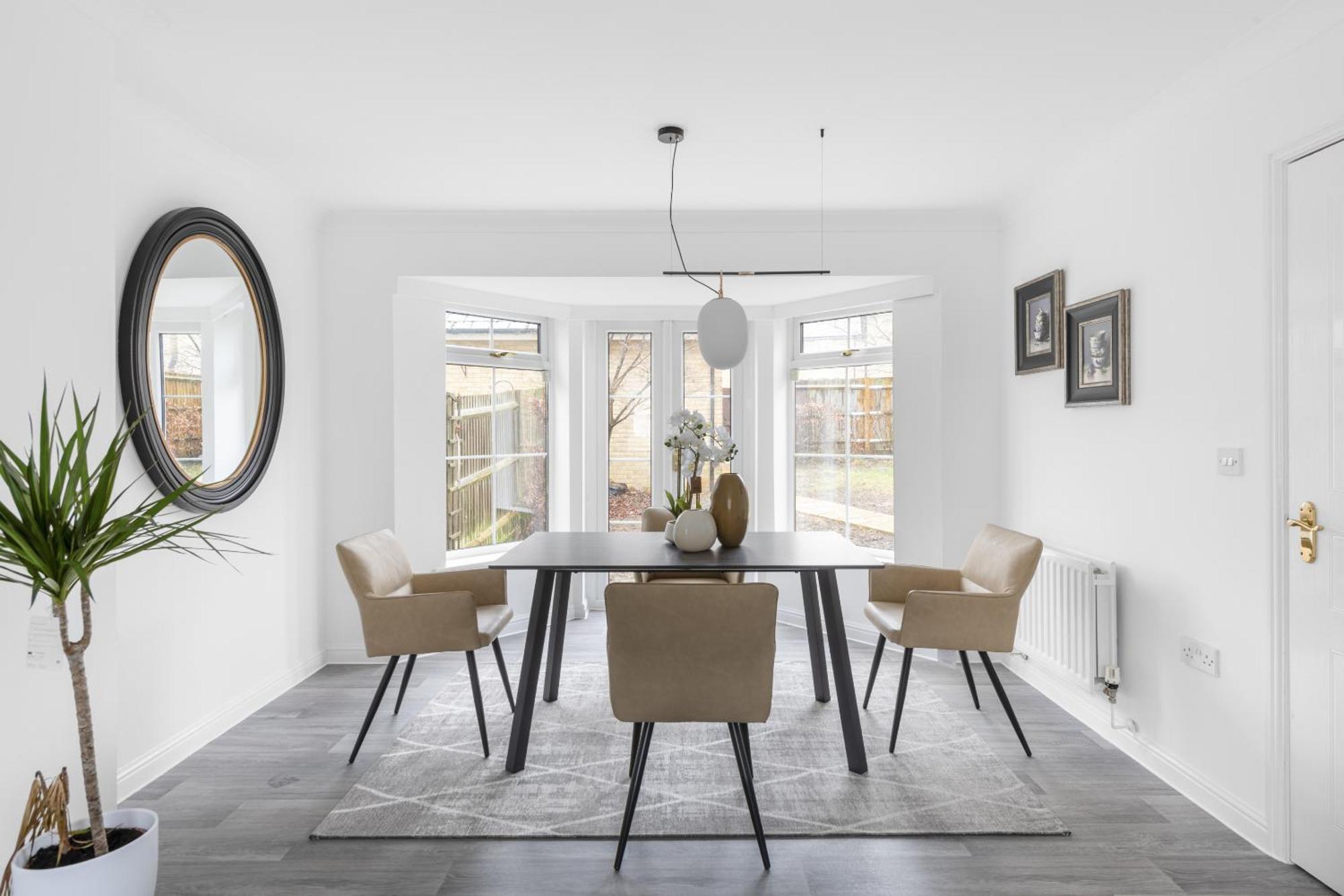Luxurious 3 Bed House With Free Parking, Close To The Train Station & Town Брэйнтри Экстерьер фото